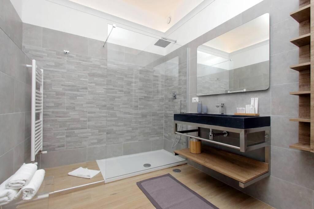 Aventino Contemporary Apartment ローマ エクステリア 写真
