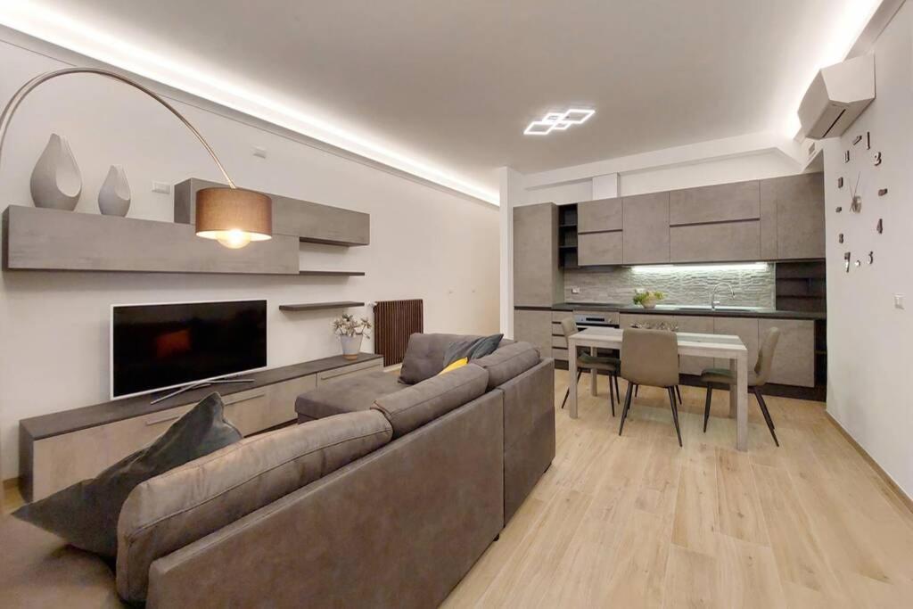 Aventino Contemporary Apartment ローマ エクステリア 写真