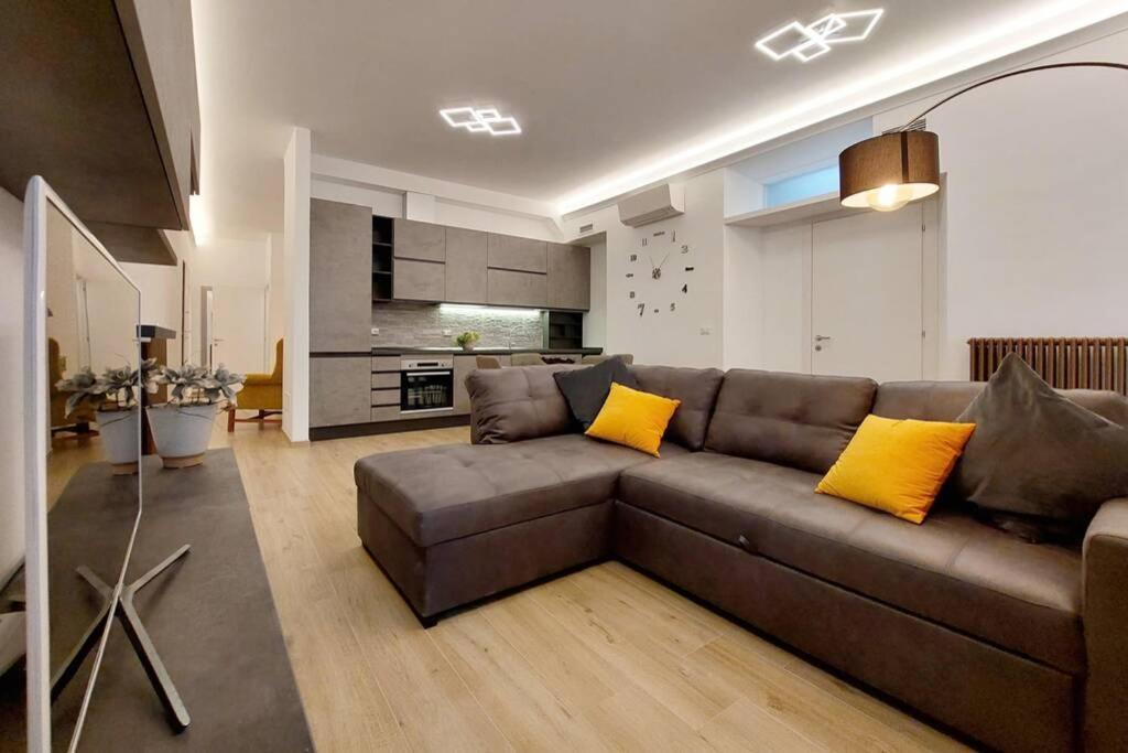 Aventino Contemporary Apartment ローマ エクステリア 写真