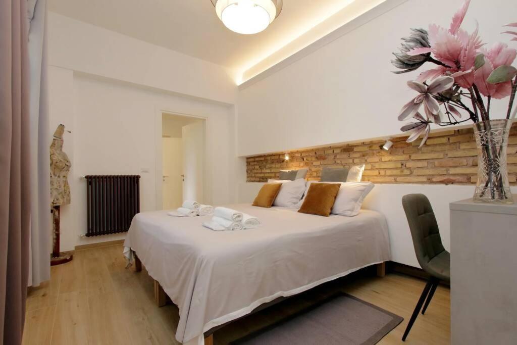 Aventino Contemporary Apartment ローマ エクステリア 写真