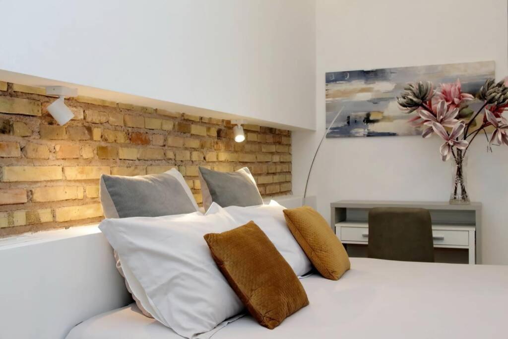 Aventino Contemporary Apartment ローマ エクステリア 写真