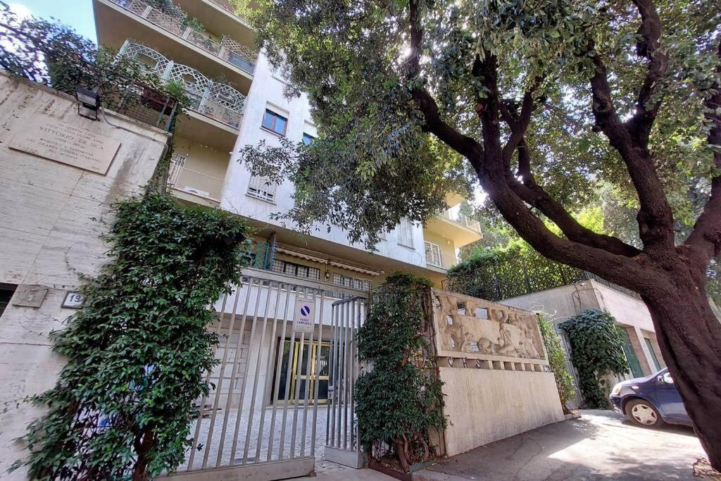 Aventino Contemporary Apartment ローマ エクステリア 写真